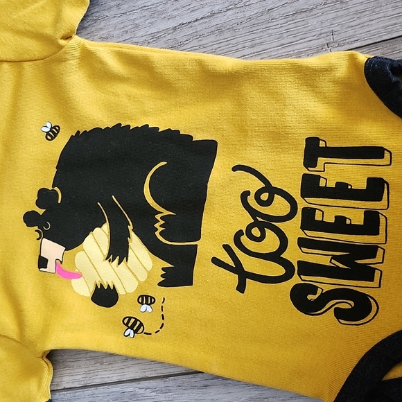 SWEET 12 MONTHS OUTFIT....1 PIECE - Picture 2 of 6